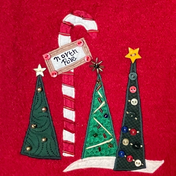SHARON YOUNG Red Holiday Sweater Vest Small Trees Stars Elves Chalet - Picture 4 of 13